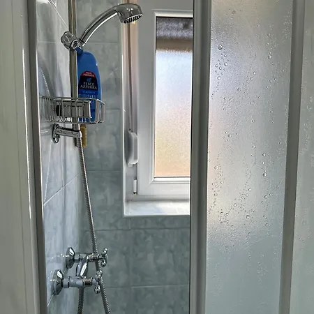 Dent Apartment *