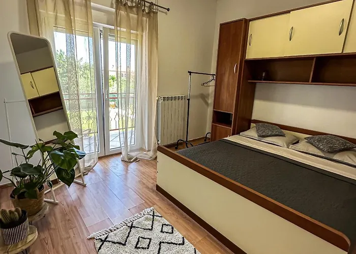 Dent Apartment *